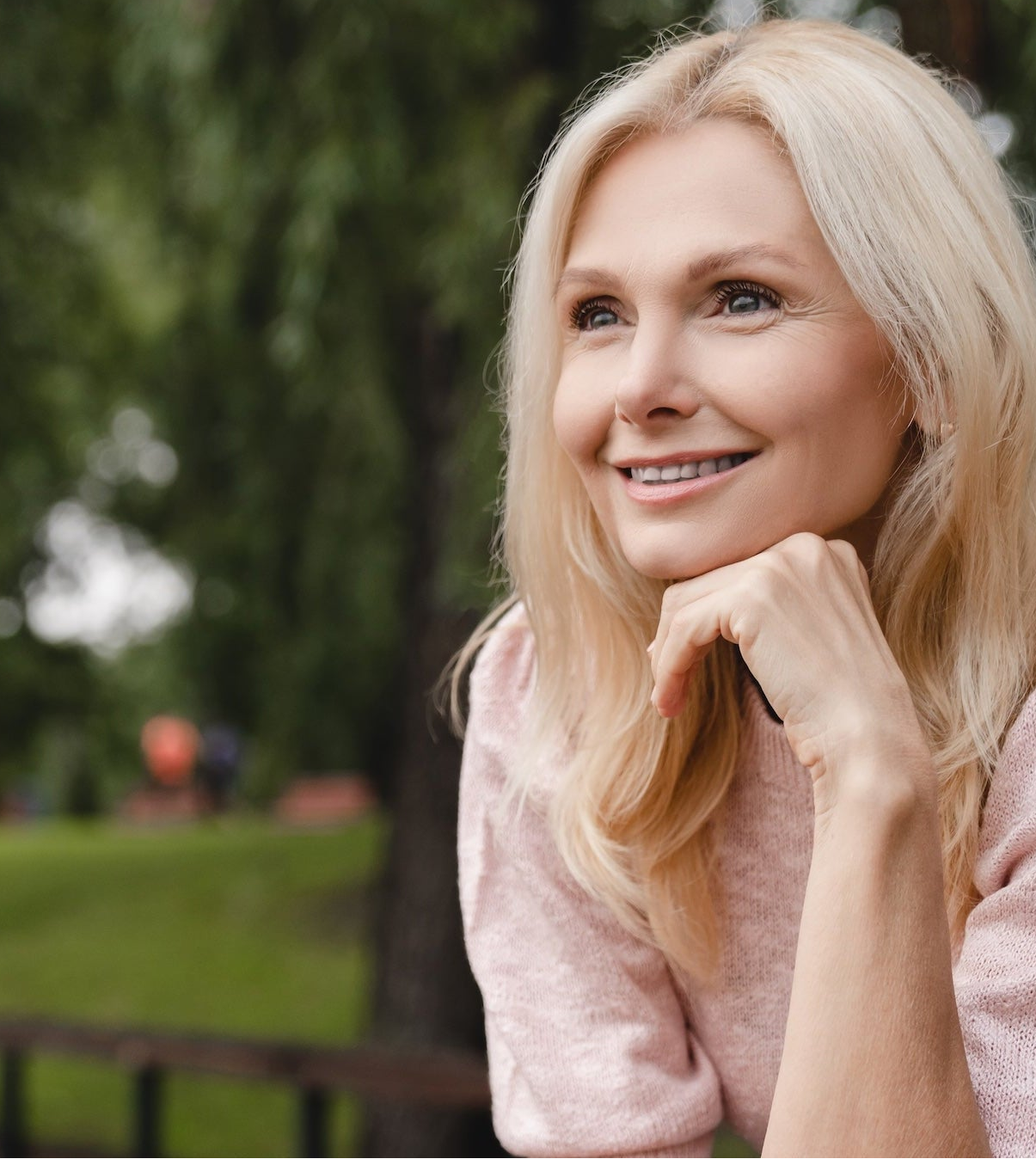 Shutterstock 2160100233